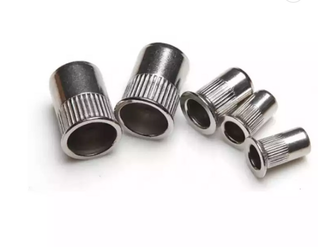 Stainless Steel Countersunk Head Knurled Body